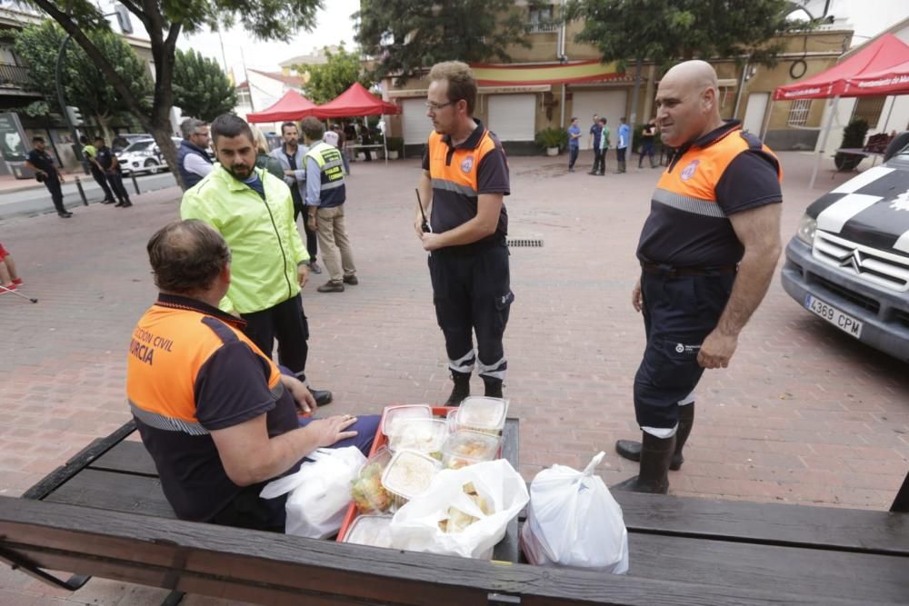 Mas de 400 vecinos de El Raal siguen aislados en sus casas