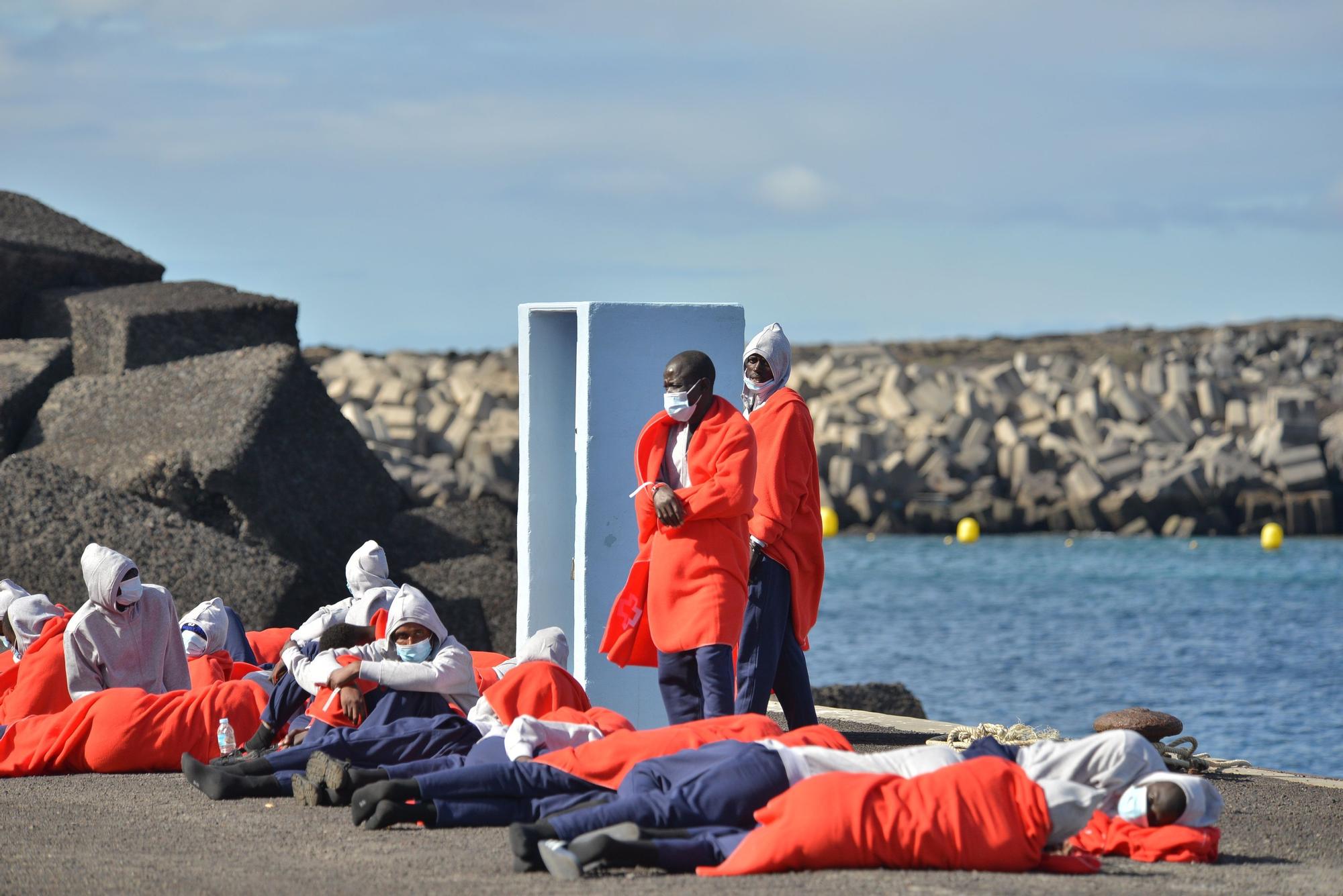 Llega a El Hierro una patera con 48 personas