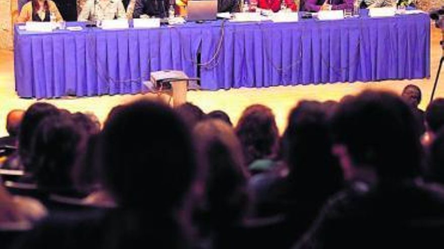 Los protagonistas de la jornada de la ATR, en el auditorio de Oviedo.