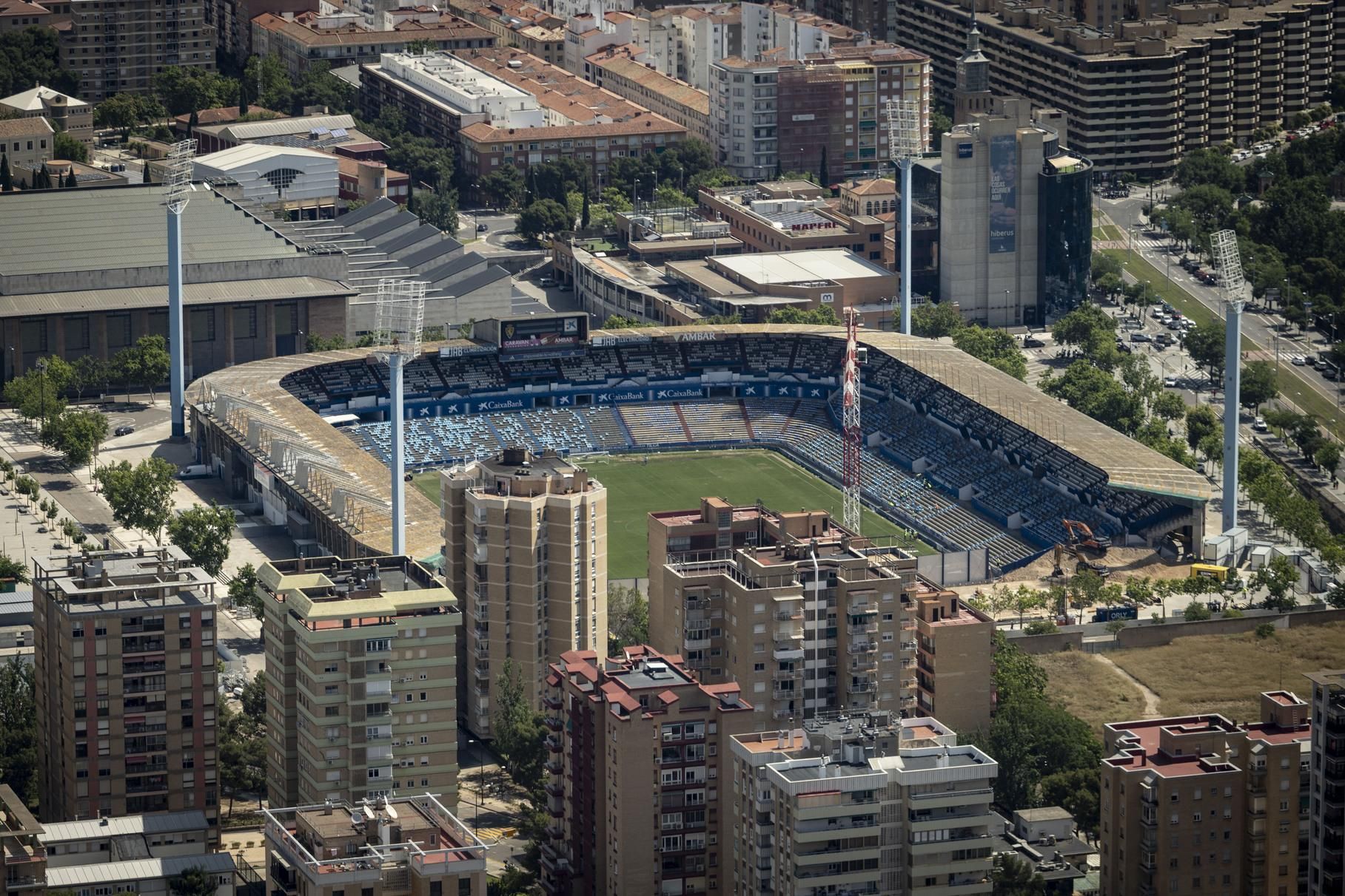 Así se ve Zaragoza desde el helicóptero de la Unidad Aérea de la Policía