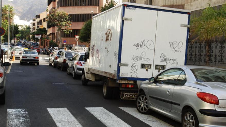 La calle Jesús y María es una de las afectadas.