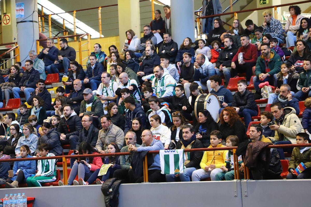 Coto Córdoba Baloncesto-Portuense: el partido de Liga EBA en imágenes