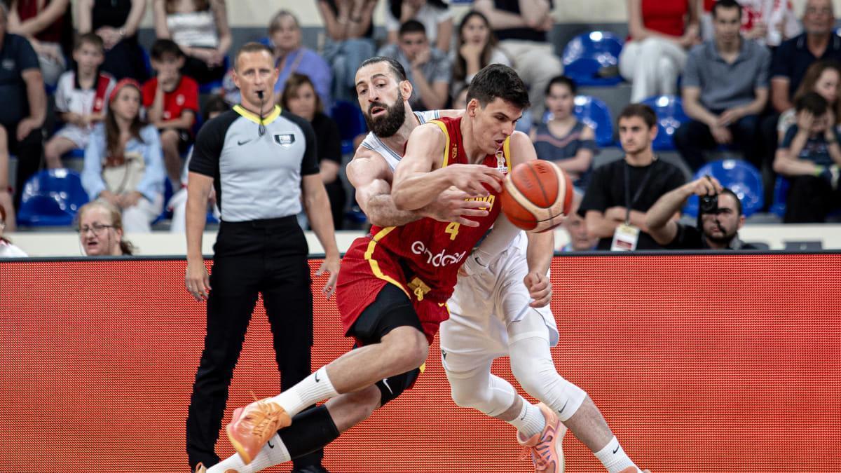 Pradilla, durante una acción del duelo ante Georgia