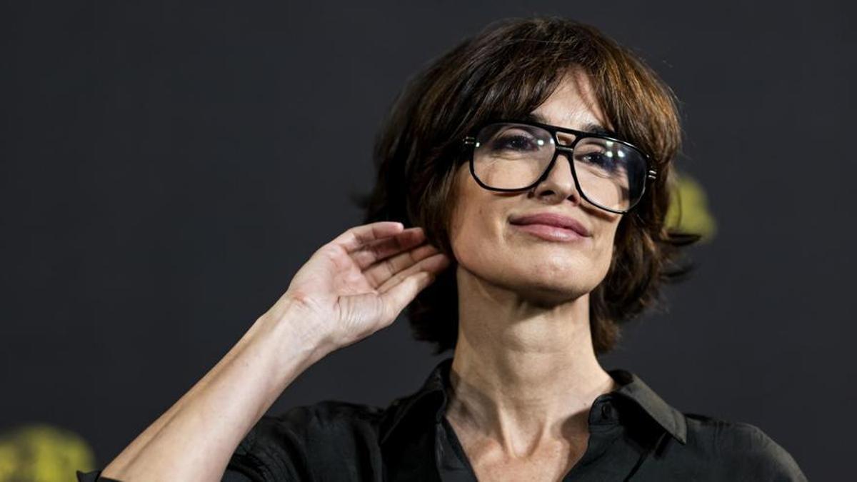 La directora y actriz Paz Vega en el photocall del estreno de 'Rita' en el Festival de Cine de Locarno, en Suiza.