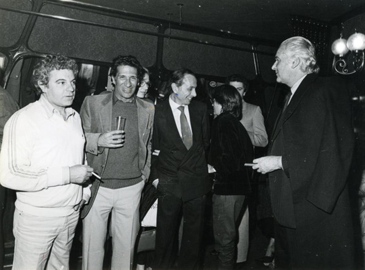 Juan Marsé, Carlos Duran, Oriol Regàs i José Luis de Vilallonga, a Bocaccio. Juan Marsé, Carlos Duran, Oriol Regàs i José Luis de Vilallonga, a Bocaccio.