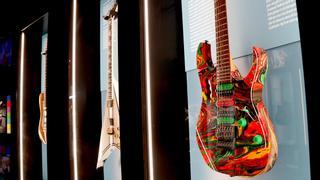 'Guitar Legends Hall', el nuevo museo en Barcelona que muestra las guitarras de leyendas del rock internacional