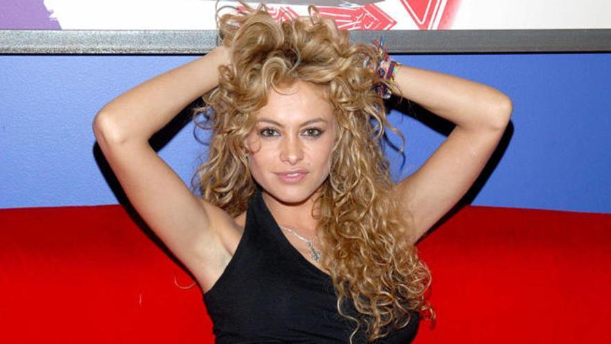 Paulina Rubio, en la dulce espera de hijo y de disco