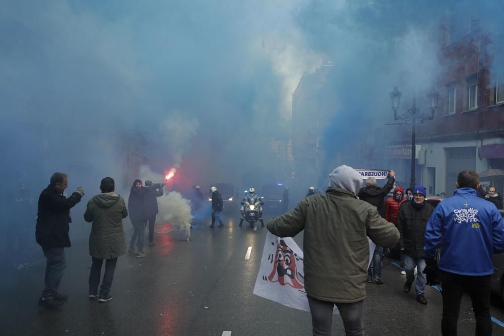 Llegada del Real Oviedo al Tartiere