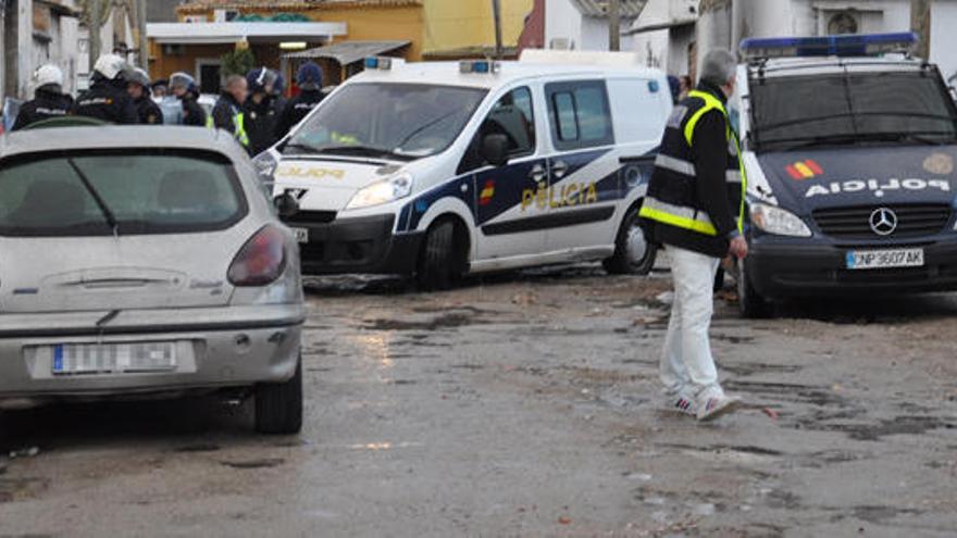 Ocho detenidos en una redada en Son Banya