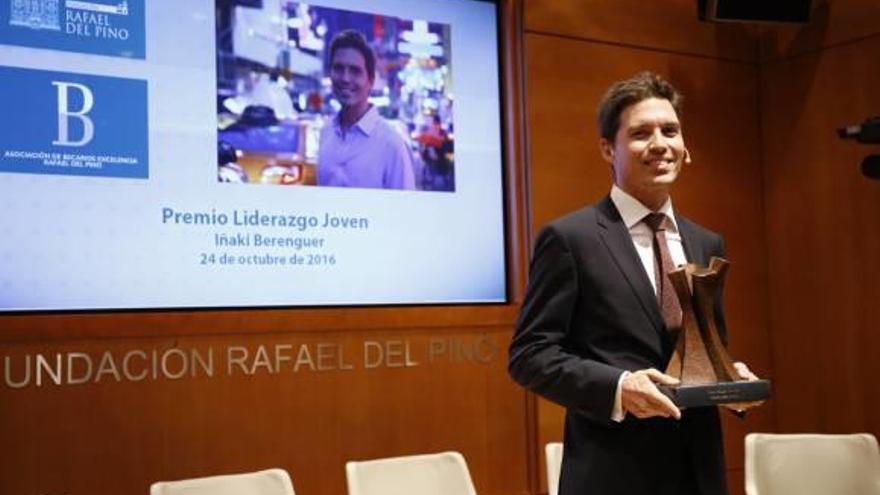 Iñaki Berenguer recibe el galardón al Liderazgo Joven de la Fundación del Pino