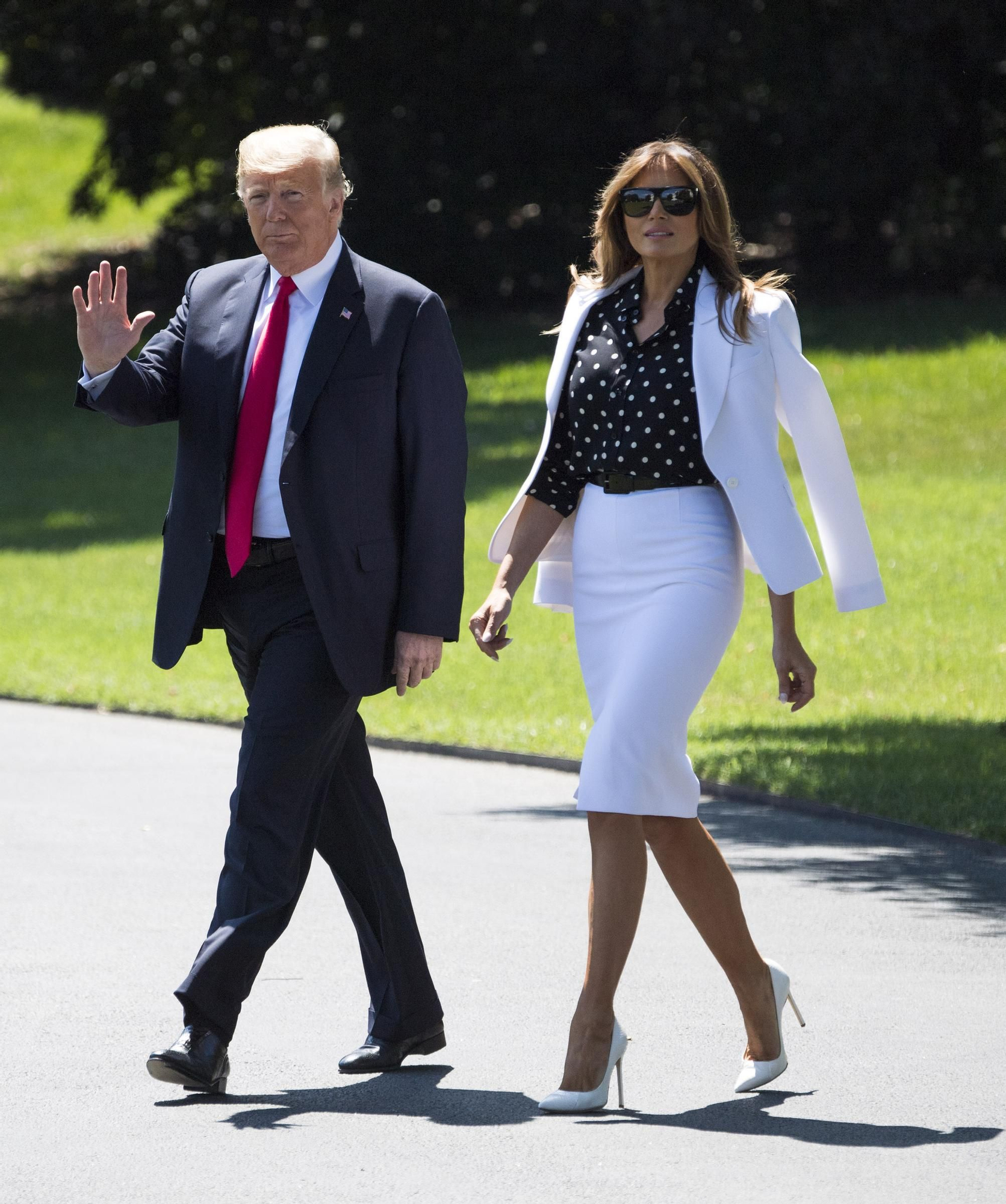 Los Trump antes de tomar el Air Force One rumbo a Ohio