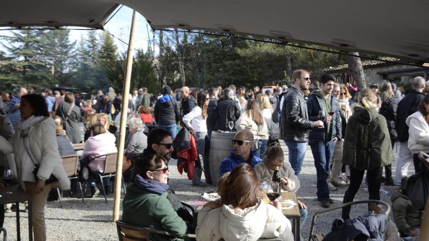 El mercat de Nadal del celler Abadal acull centenars de persones