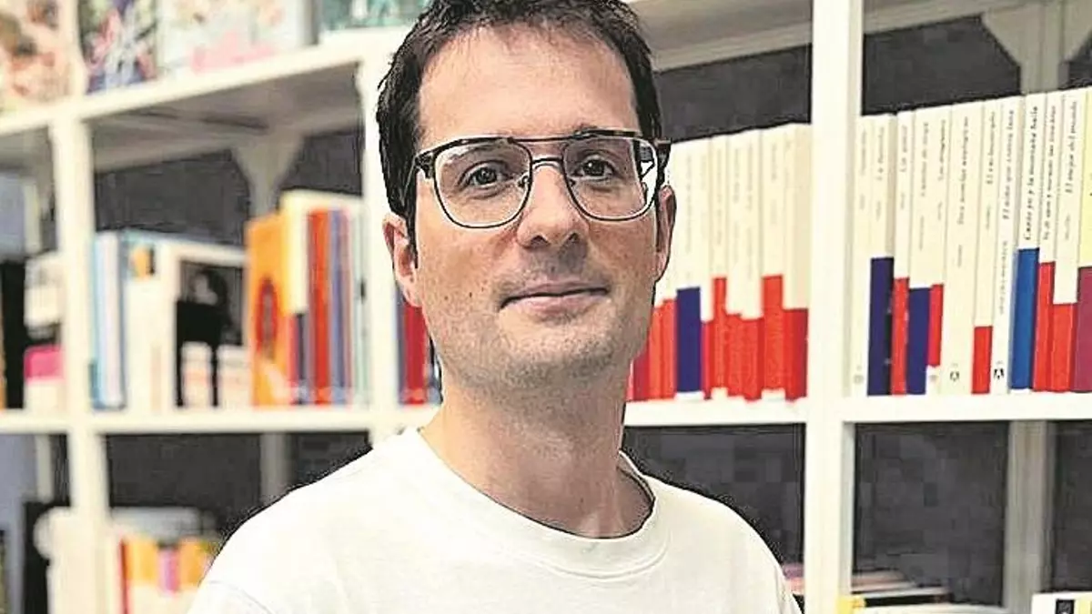Fernando Peña, coordinador de la editorial Dieciséis: "Nosotros no vamos a cambiar nada, pero sí seguir dando voz a quienes aportan algo"