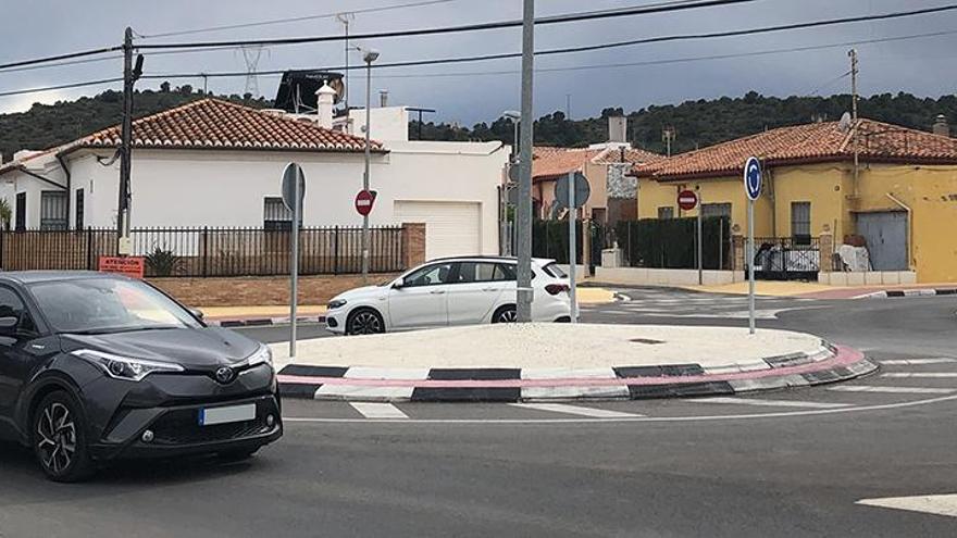 Sin fecha ni plazos para reubicar la rotonda del Carmaday en la Vall