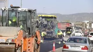 La Ronda de Poniente de Córdoba se somete a trabajos de mantenimiento