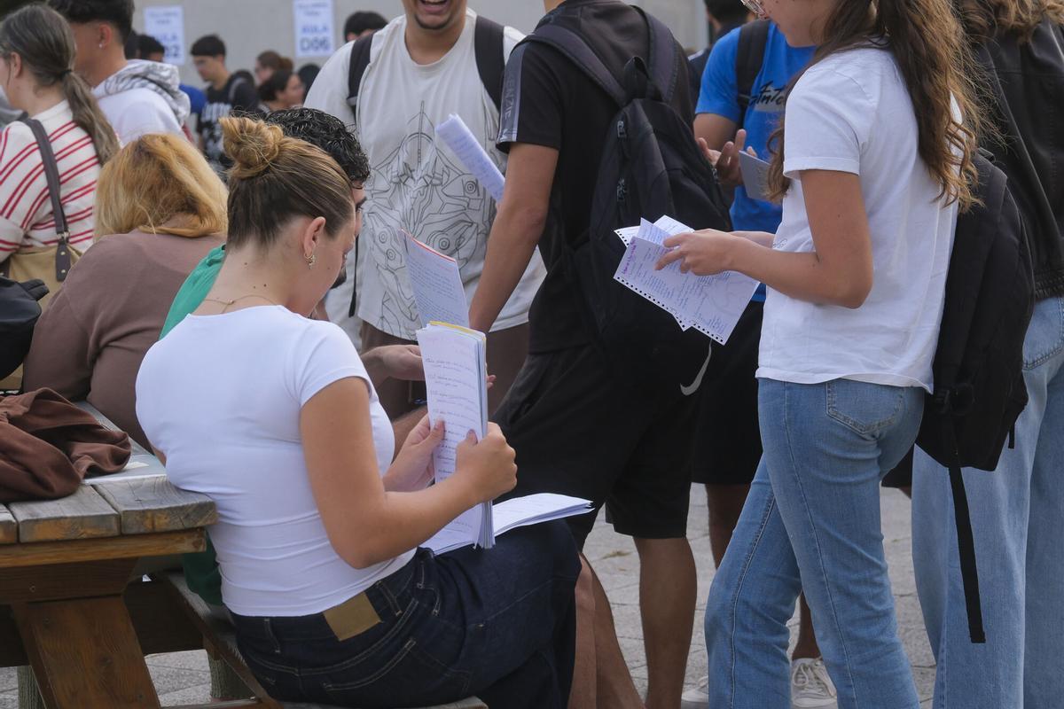 Primer día de la convocatoria de la PAU extraordinaria