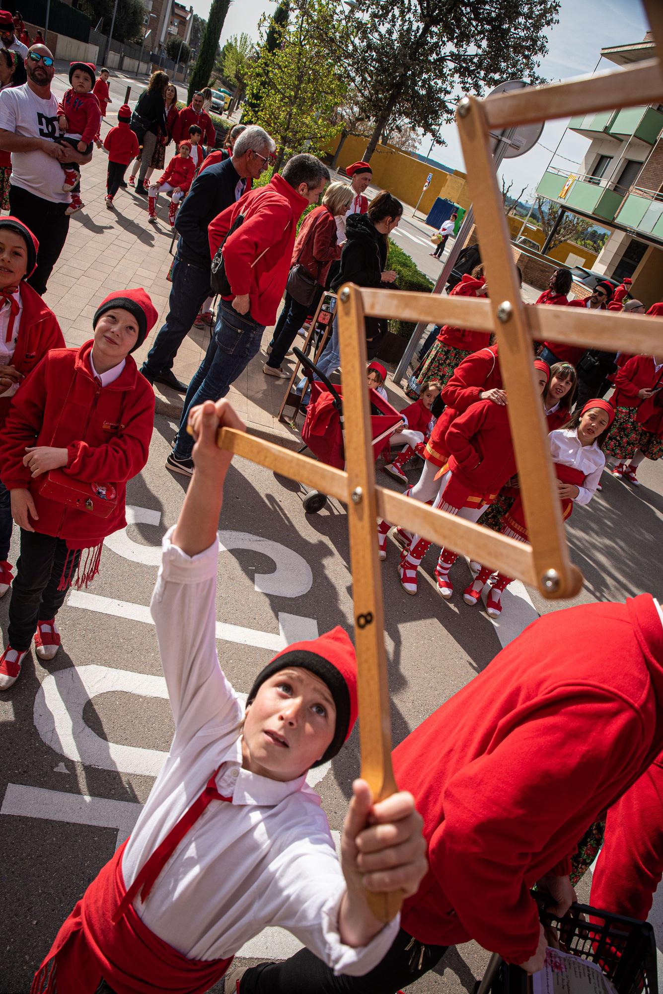 La tradició de les caramelles de Callús està més viva que mai