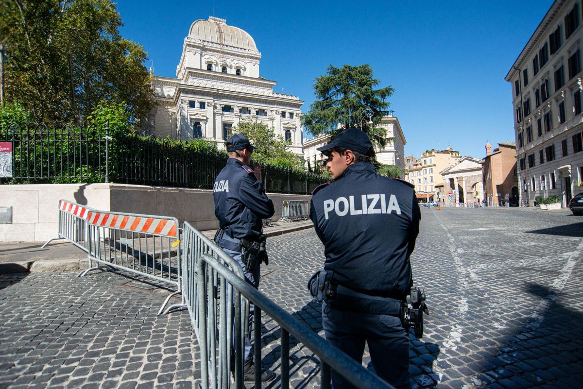 Detinguda una jove a Itàlia acusada d’haver matat els seus tres fills acabats de néixer Detinguda una jove a Itàlia acusada d’haver matat els seus tres fills acabats de néixer