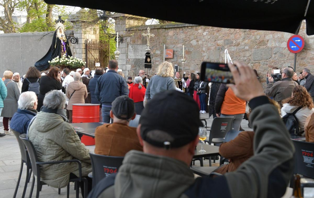 Procesión dos Caladiños