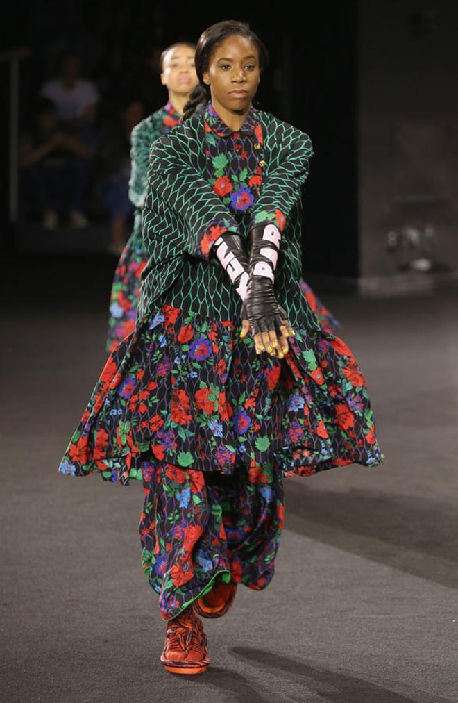 Desfile Kenzo x H&M: mezcla de estampados
