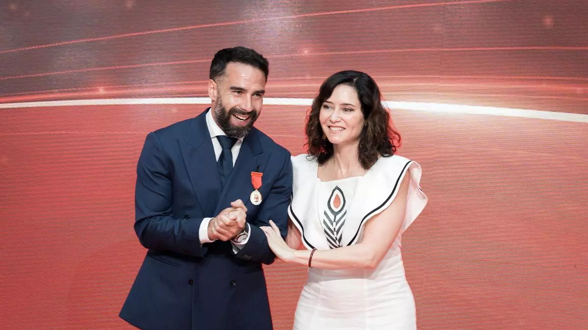 Ayuso sobre Carvajal: "Dani tiene más Champions que el Barcelona en toda su historia"
