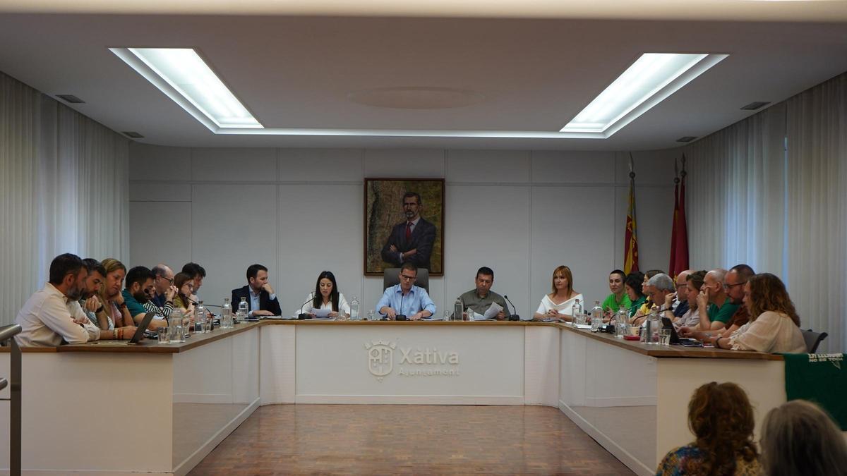 Una imagen del pleno municipal de este mes de marzo en Xàtiva.