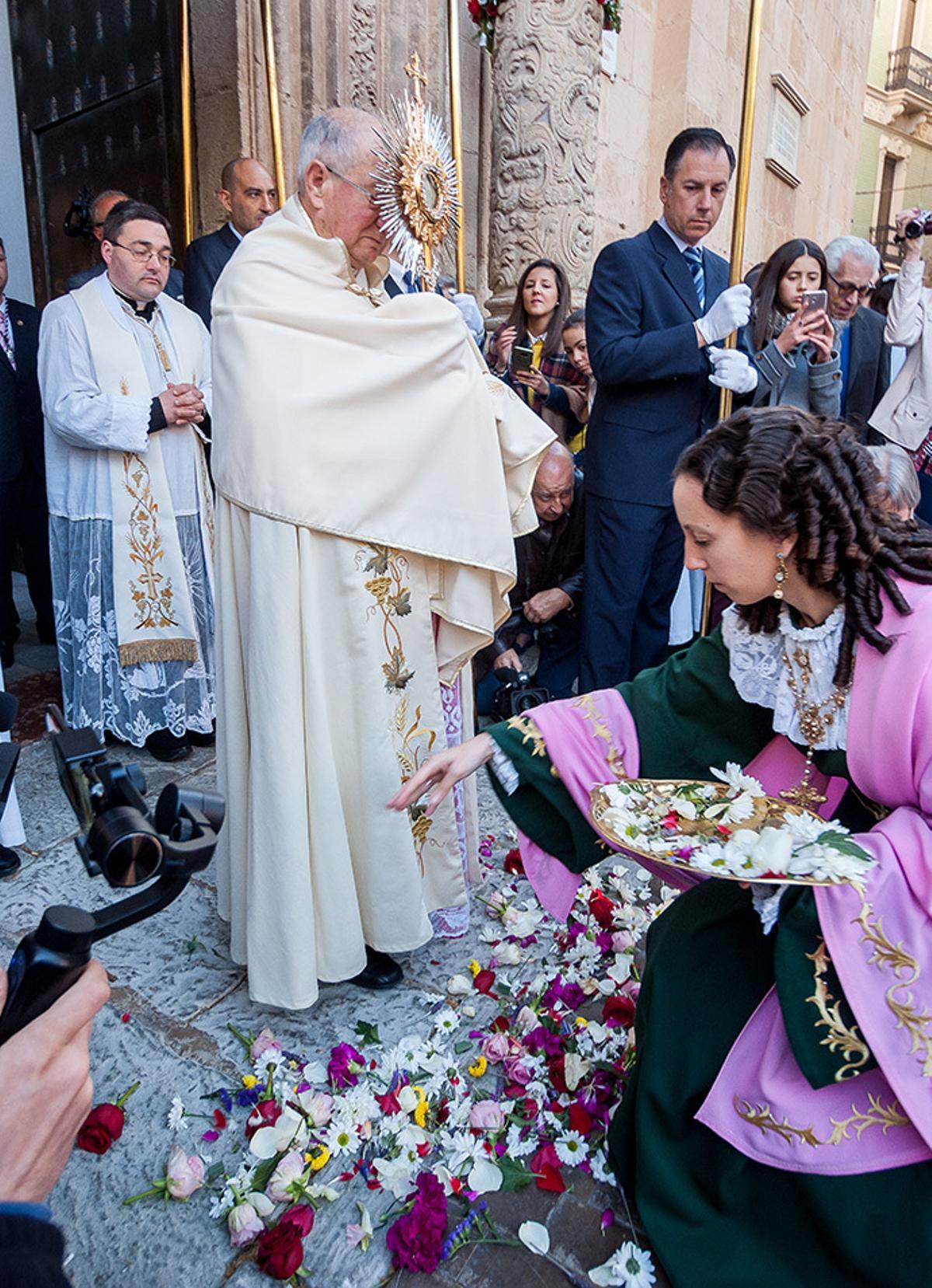 Visita la Semana Santa de Aspe: Tradición, gastronomía y autenticidad