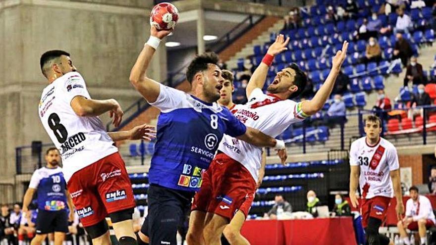 Benidorm y Logroño en el Palacio de los Deportes de la Rioja