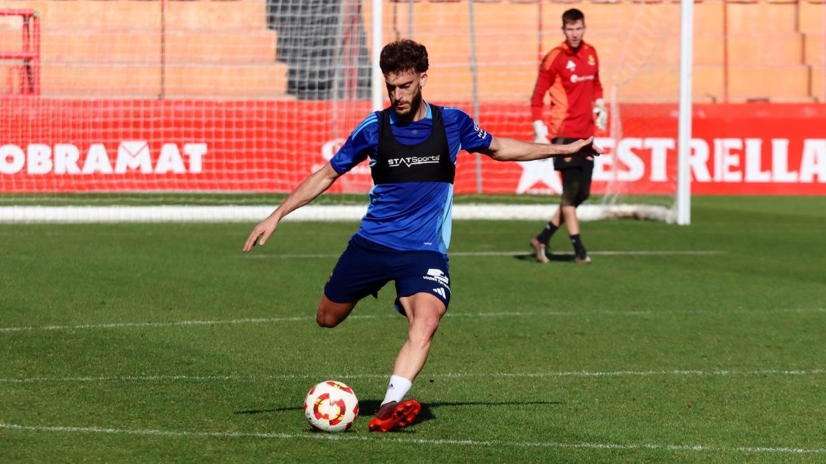 El nuevo fichaje Roberto Torres podría debutar
