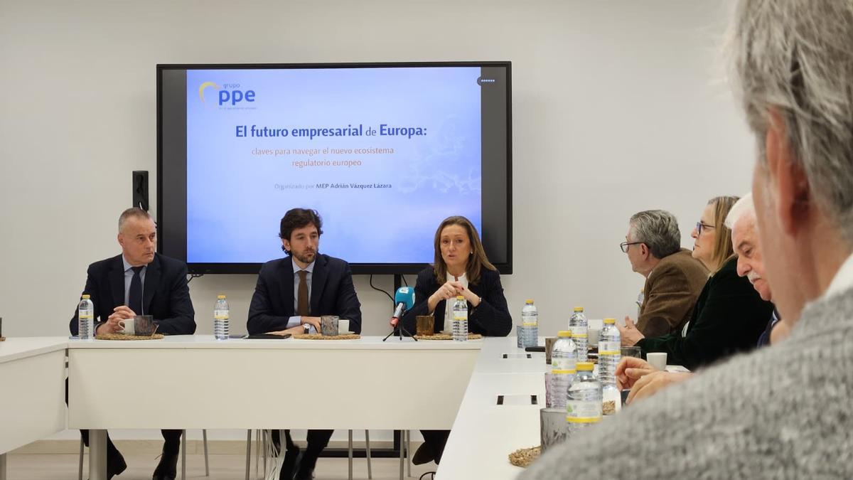 Jorge Cebreiros, Adrián Vázquez y Luisa Sánchez.