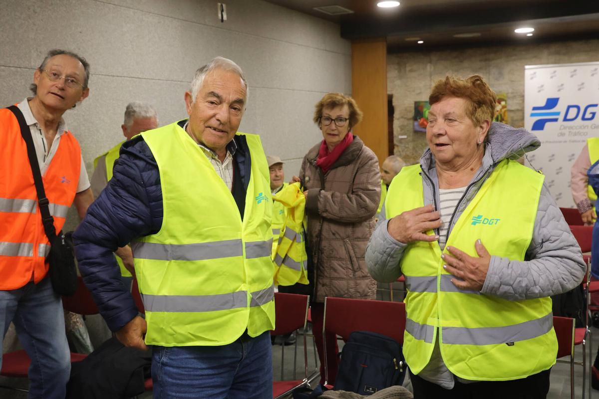 Asistentes a la charla de Cambados.