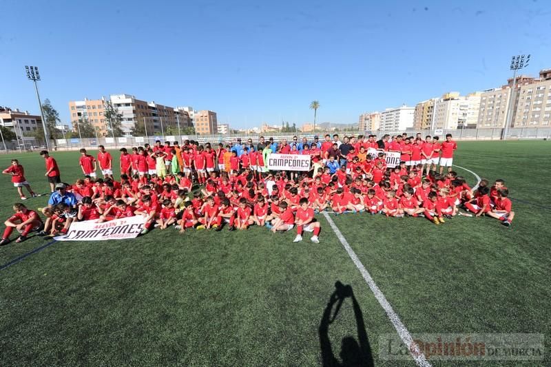 Clausura de la liga juvenil de fútbol