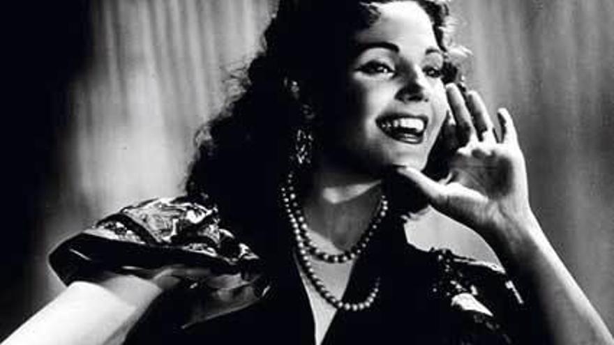 Una jovencísima Carmen Sevilla, en una de sus películas.