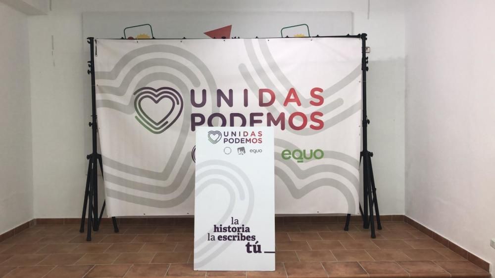 Sede Unidos Podemos, a la espera de la comparecencia de prensa.
