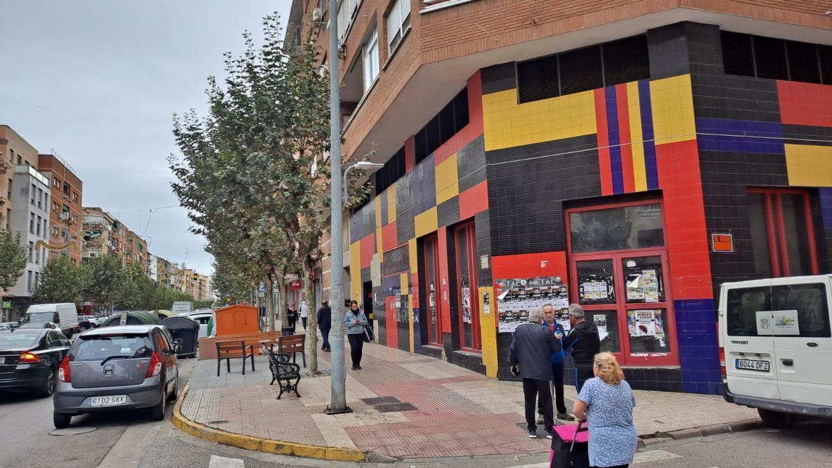 El Centro de Ocio Contemporáneo (COC) de San Roque, cerrado y sin uso, en la avenida Ricardo Carapeto.