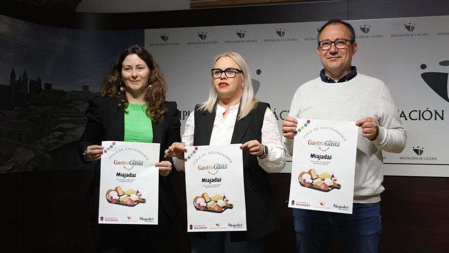 Galería | Gastrogusta, una combinación de feria de abril y rica gastronomía extremeña en Miajadas