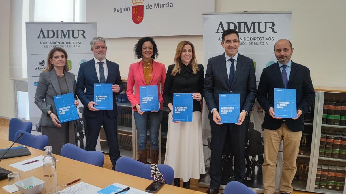 Un momento de la presentación del XI Observatorio del Directivo de Adimur, este lunes en la sede del CES.