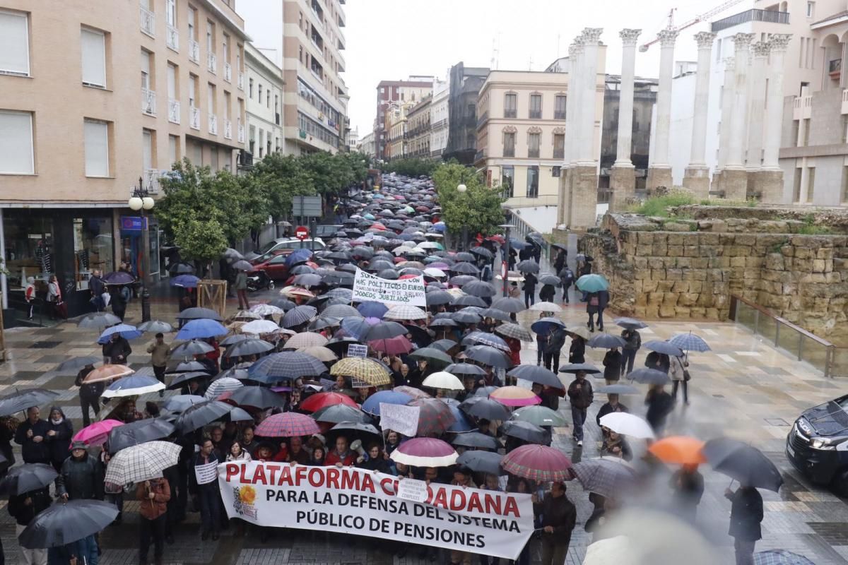 Marcha por las pensiones en Córdoba