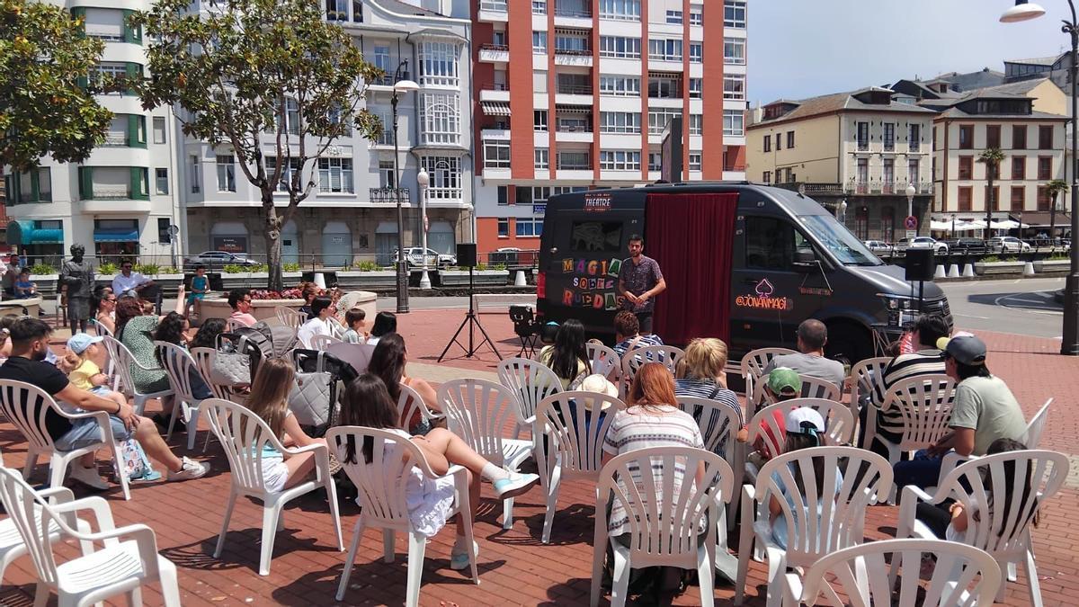 En imágenes: Así fue el festival "Luarca Mágica" En imágenes: Así fue el festival "Luarca Mágica"