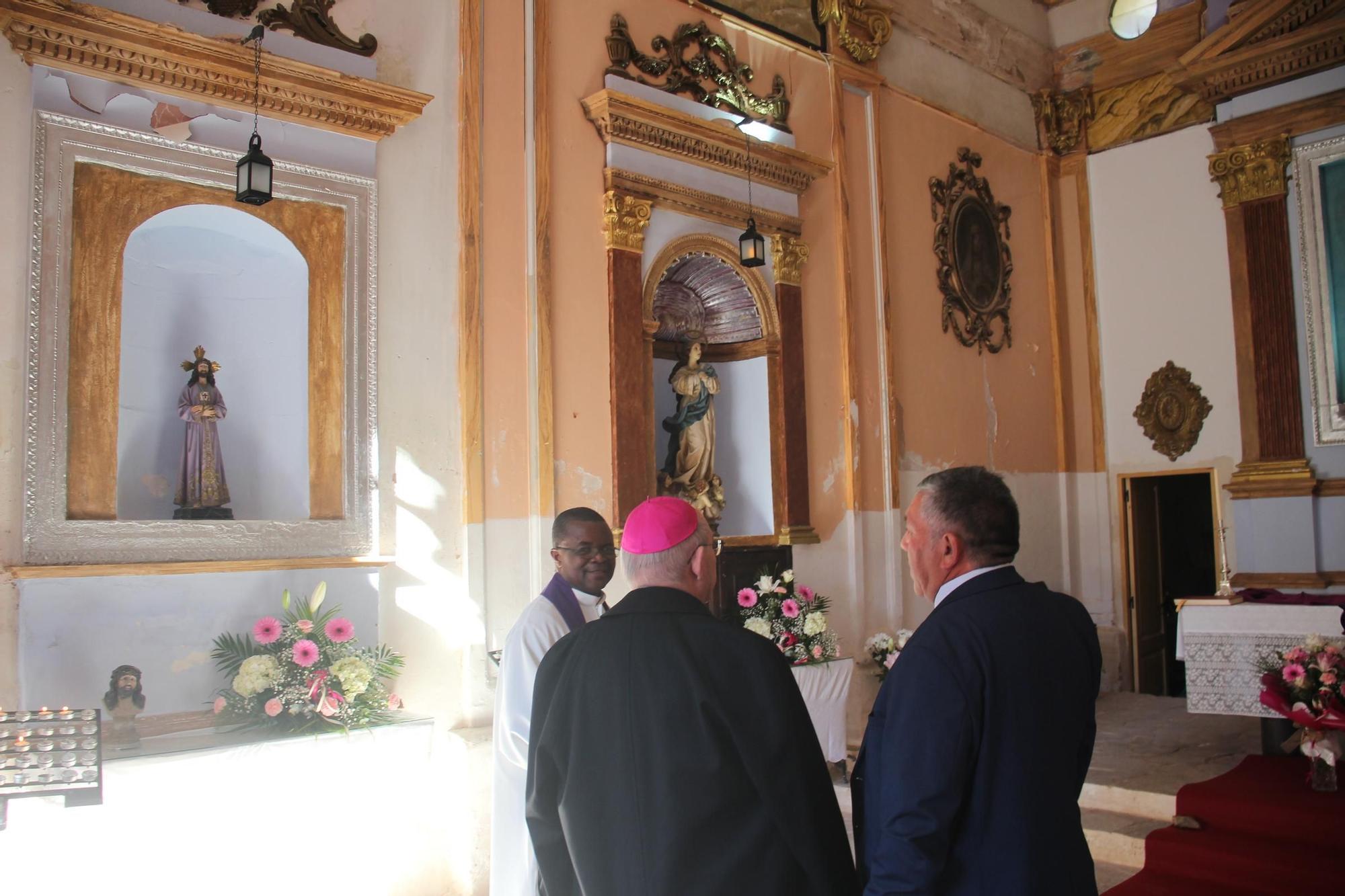Las mejores imágenes de la inauguración de la capilla de Benitandús