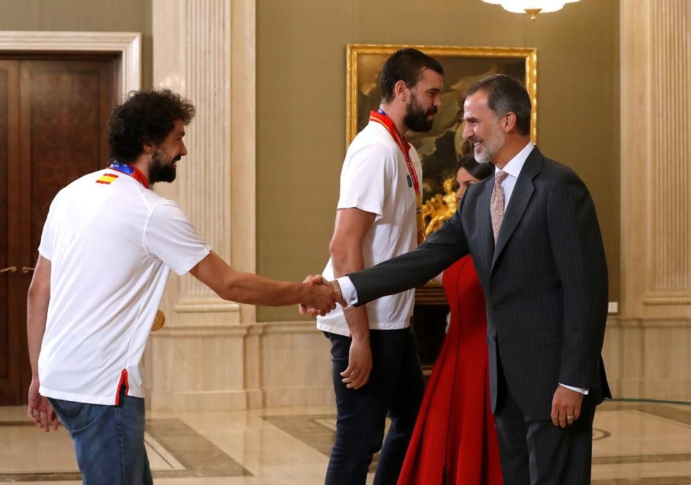 Los Reyes reciben a los campeones del mundo.