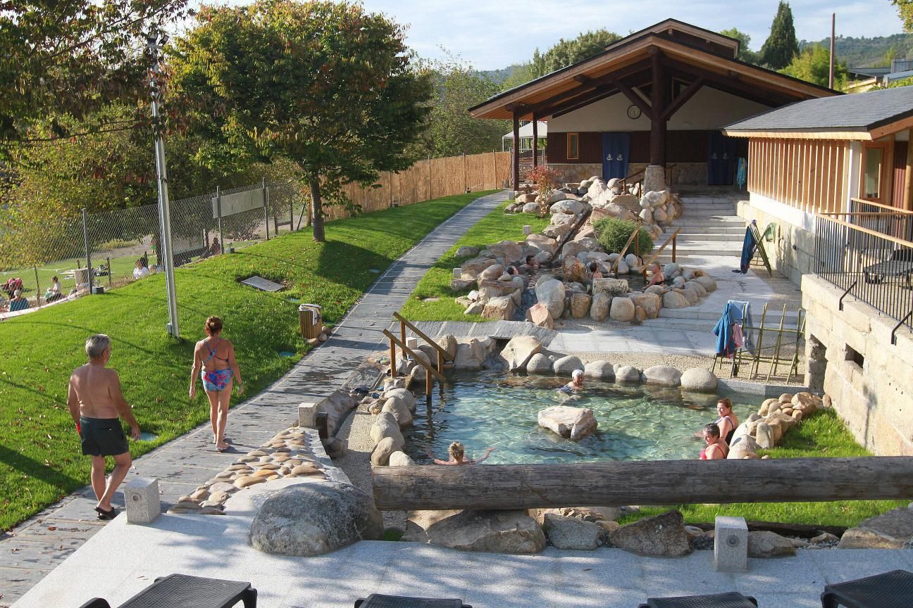 Las termas de A Chavasqueira 'renacen de sus cenizas' tras cinco años de su incendio