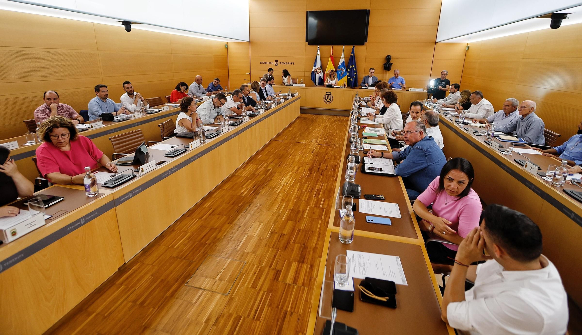 Cumbre del Cabildo de Tenerife con los municipios