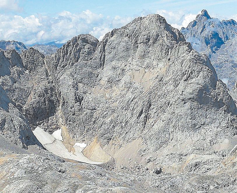 El Pico Cabrones, de 2.552 metros de altura, donde ocurrió el fatal accidente.