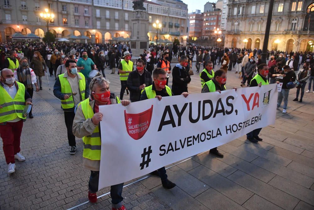 Hosteleros de A Coruña claman para evitar cierres