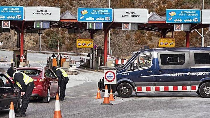 Un control dels Mossos d&#039;Esquadra al túnel del Cadí