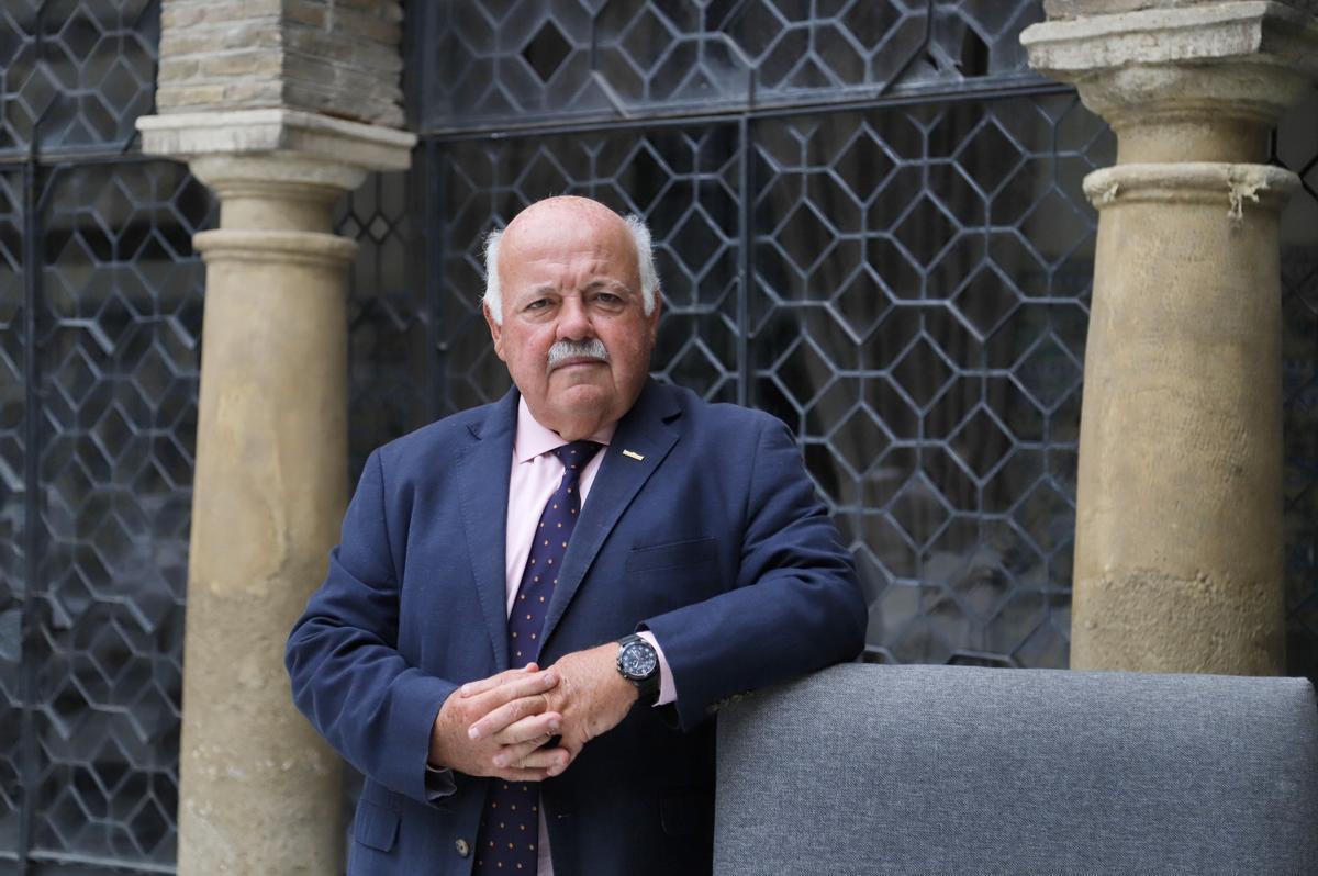 Jesús Aguirre en el Real Círculo de la Amistad.