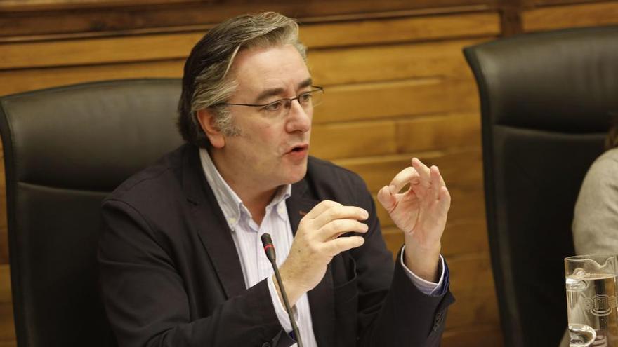 Pablo González, en un pleno gijonés.