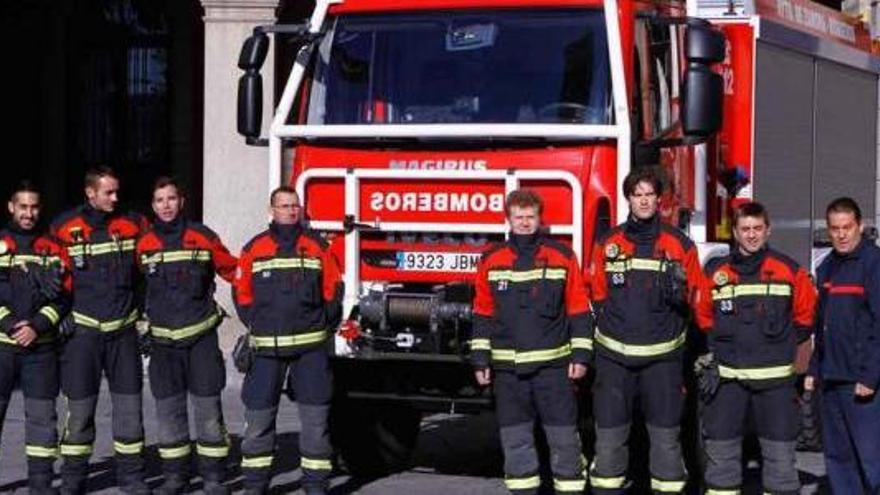 Los bomberos suman a su flota un nuevo vehículo para actuar en el extrarradio