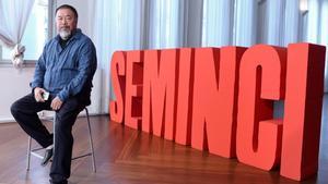 El artista chino Ai Weiwei, en Valladolid, donde ha presentado ’Marea negra’, un abrumador documental sobre los refugiados.